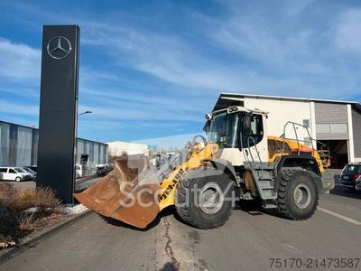 Radlader Liebherr L 556 / 5.574h / Waage / Zentralschmierung gebraucht
