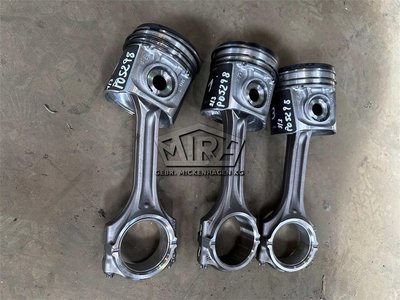 CAT3x Piston C4.4!