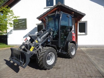 Pitbull Pitbull X27-45 mit Linde Hydrostat