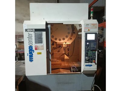 2011 MUGA R6040 CNC фрезерний верстат