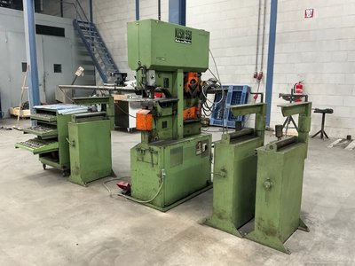 1982 Mubea KLSH 550 Stanz- und Schermaschine
