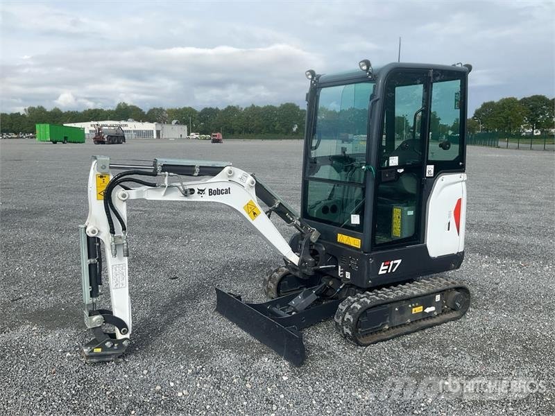 Bobcat E17