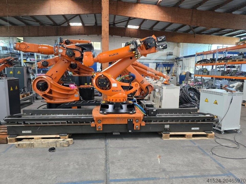 Kuka KUKA KR210 R3100 ultra mit 4,5m Linearachse