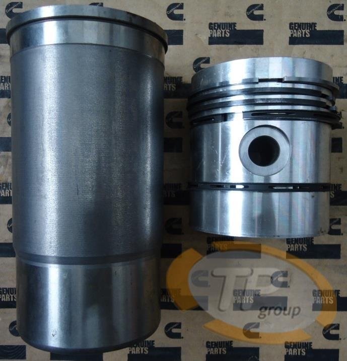 CaseIHC 3044479R94 Liner Kit BD154