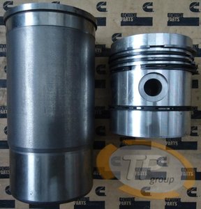 CaseIHC 3044479R94 Liner Kit BD154