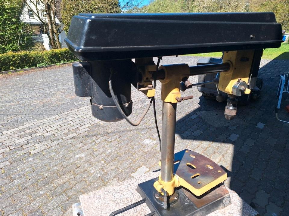 Standbohrmaschine