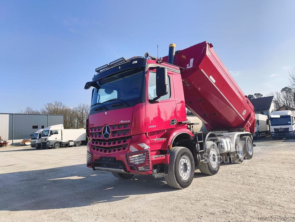 Kipper Mercedes-Benz Arocs 3243 Euro 6 8x4 Kempf Thermomulde gebraucht