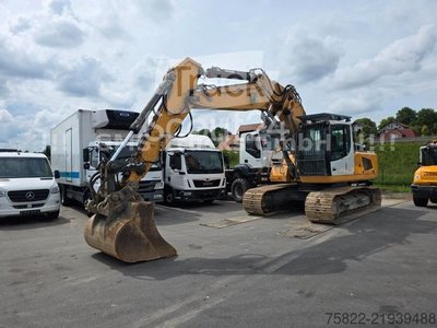 Kettenbagger LIEBHERR R 924 SLC / SW 48 Likufix / Verstellausleger gebraucht