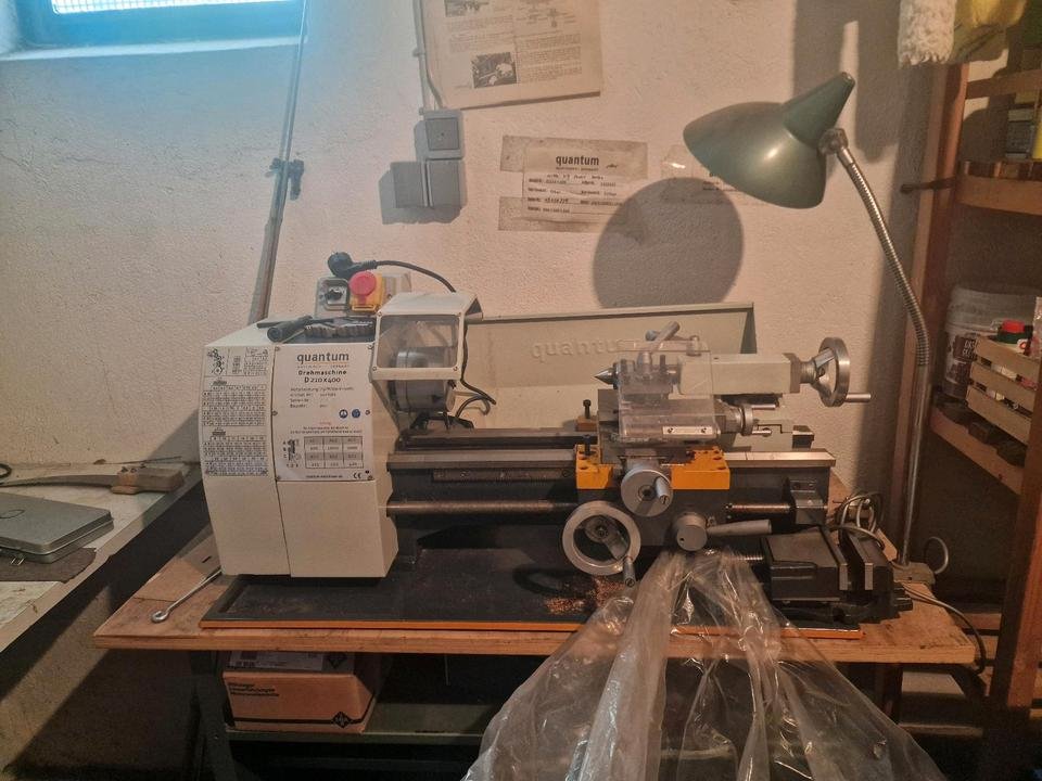 Quantum D210x400 Tischdrehmaschine