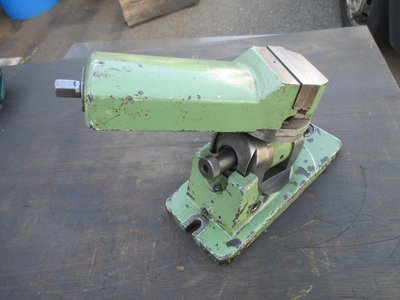 KESEL 3 Axles машина Screwstock DEFEKT DECKEL - фрезерний верстат