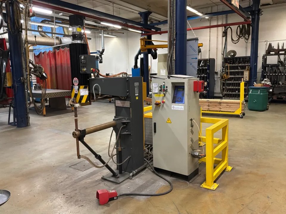 2014 ARO PAN160 Punktschweißmaschine