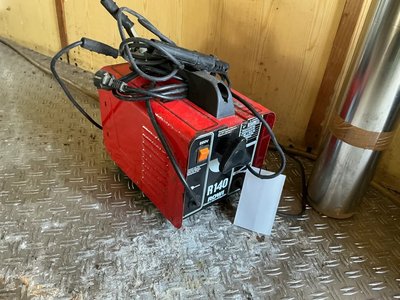 ROWI R140 Lichtbogen-Schweißgerät