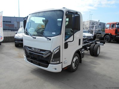 LKW mit Kofferaufbau VW Crafter Koffer+LBW LR 35 2.0TDI*Klima Bluetooth gebraucht