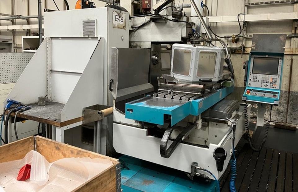 Используемая фрезерная машина Reckermann TYP: DELTA1300 K