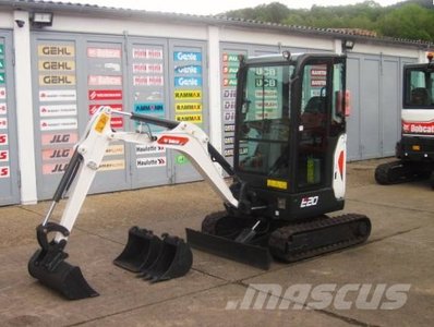 Bobcat E 20 ** 3x Löffel **