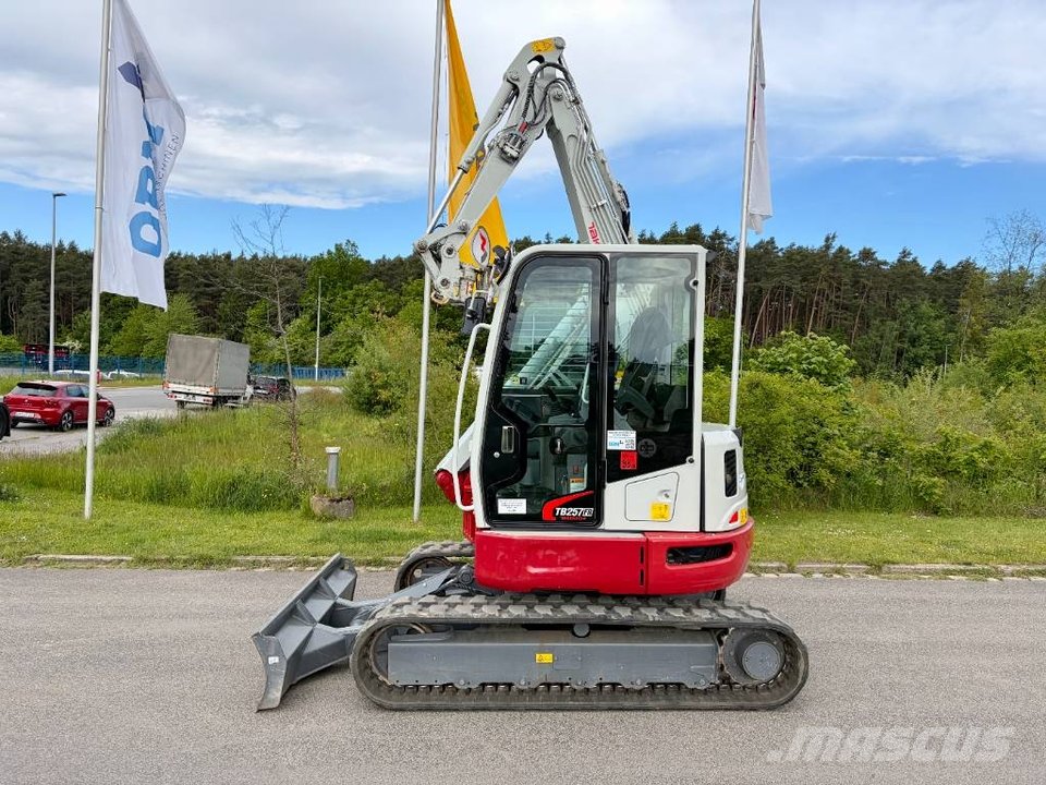 Takeuchi TB 257 FR