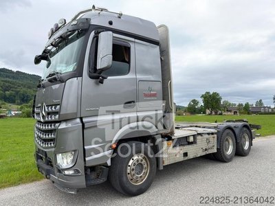 LKW-Fahrgestell MERCEDES-BENZ AROCS 3353 6X4 FAHRGESTELL *2018*EURO6* gebraucht