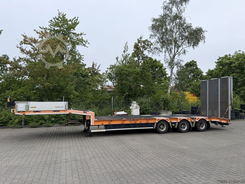Humbaur HTS30  3 Achs Satteltieflader, neuwertig