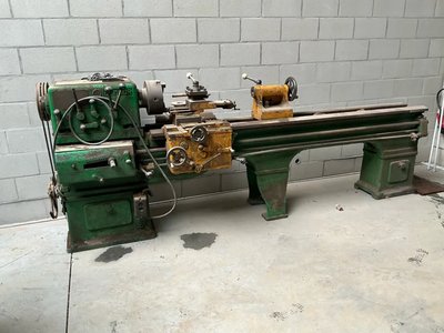 Demoor Bench lathe