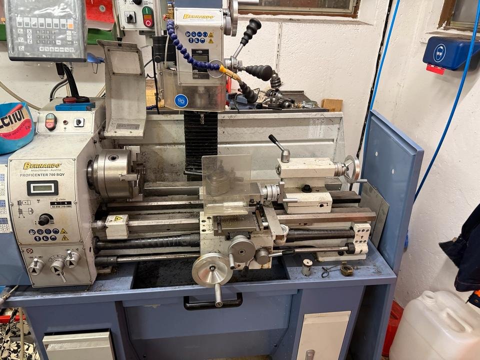 Bernardo 700BQV Drehmaschine Fräsmaschine