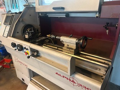 Harrison Alpha 330 Plus - Zyklengesteuerte CNC-Drehmaschine