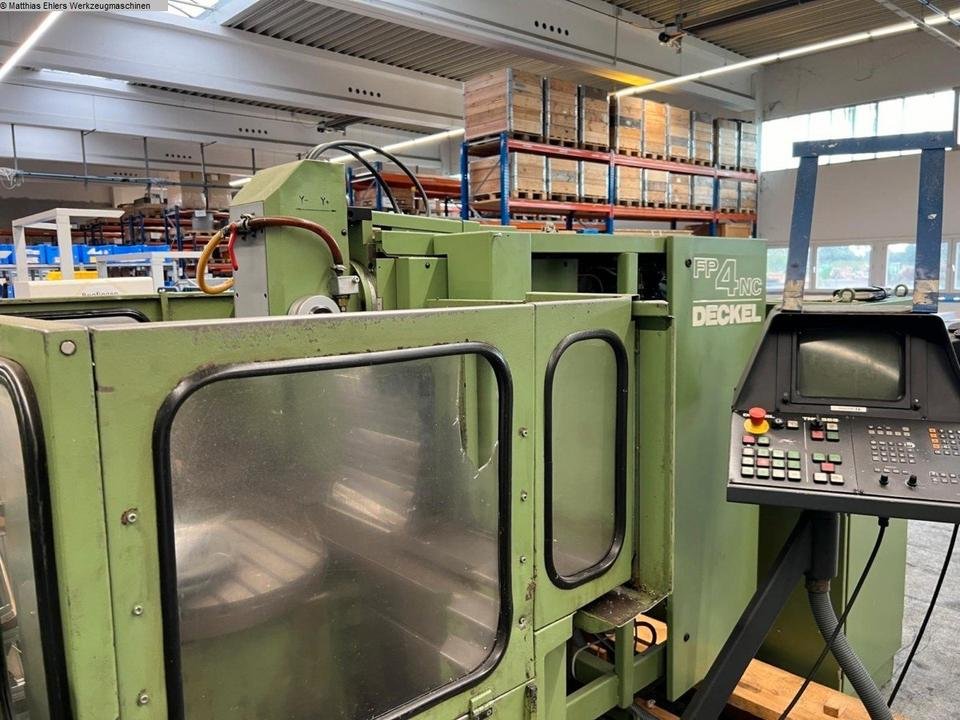 Fräsmaschine - Vertikal DECKEL FP 4 NC