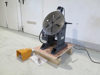 UWM WP 350 Schweißdrehtisch