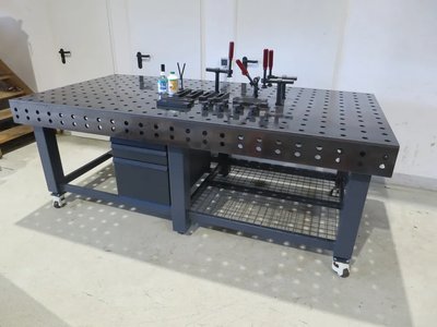WMT P-2400 X 1200+ Schweißtisch / Lochtisch