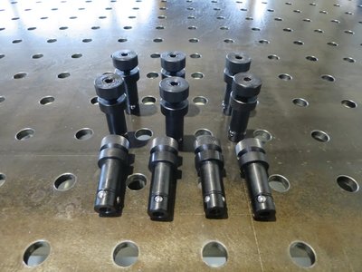 WMT 28 / 25 Spannbolzen