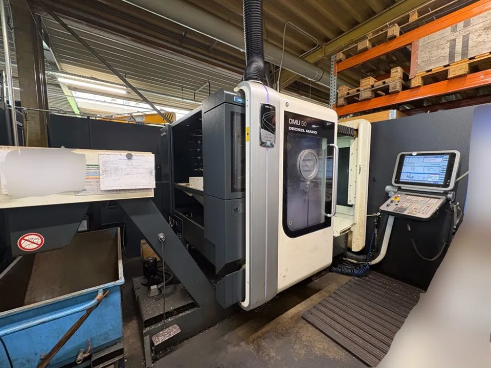 2013 фрезерная машина MAHO / DMG Mori DMU 50 CNC