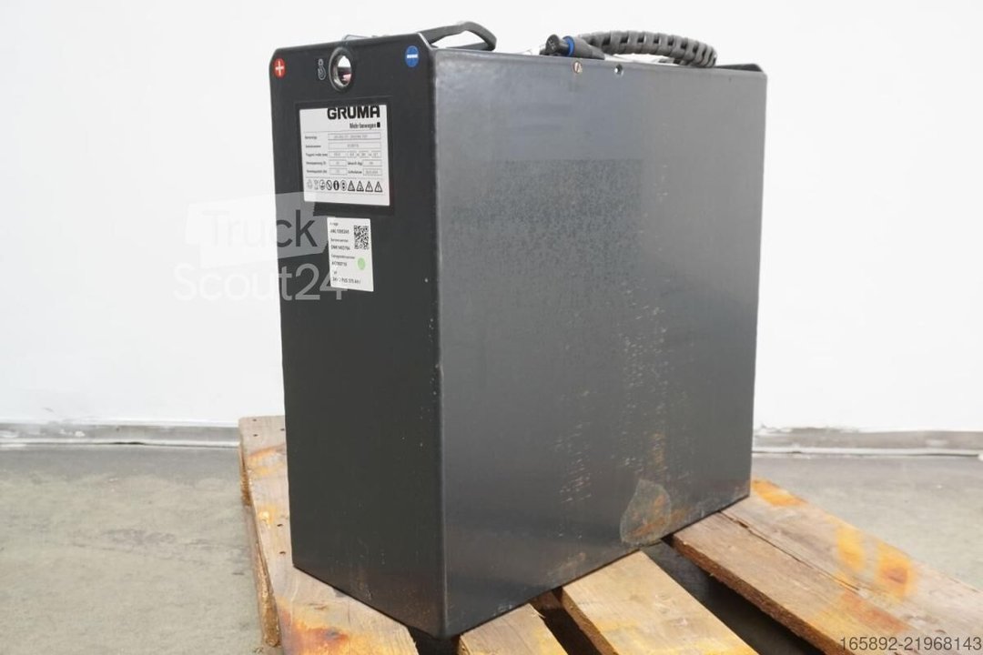 Gabelstaplerbatterie GRUMA 24 Volt 3 PzS 375 Ah gebraucht