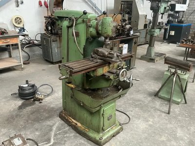 VVF00 universal milling machine