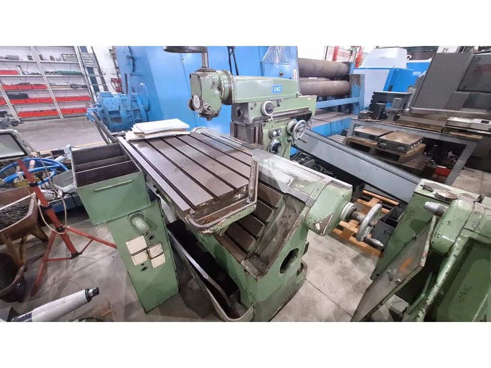 DECKEL FP3LB Universal Milling Machine