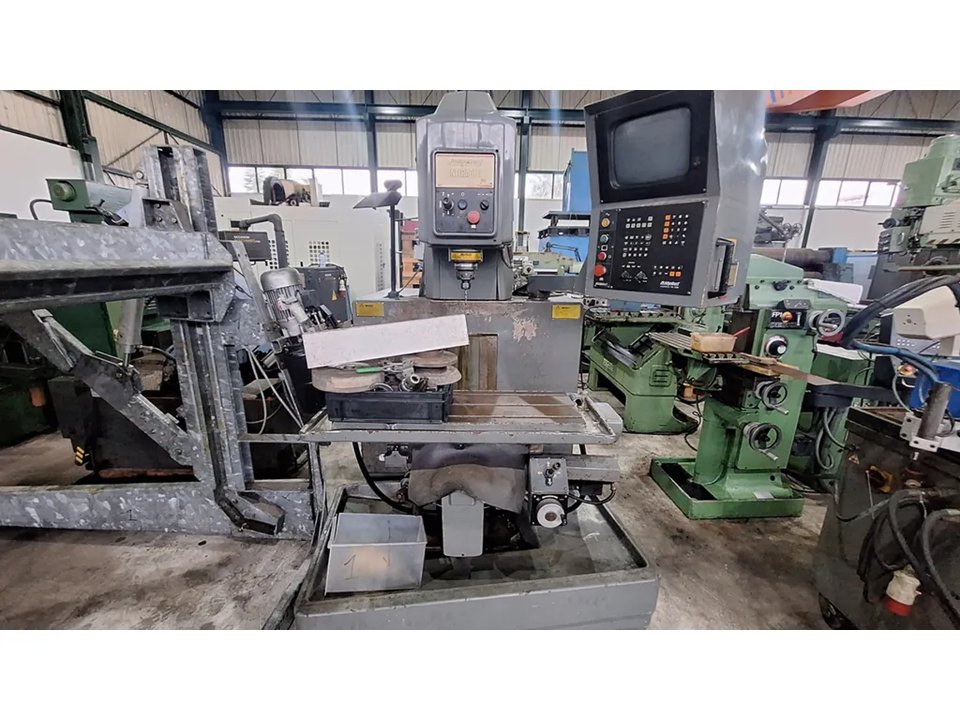 BRIDGEPORT INTERACT 1 CNC milling machine