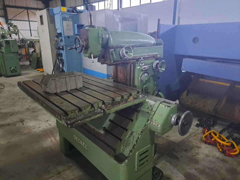 DECKEL FP2LB Universal Milling Machine – 1977