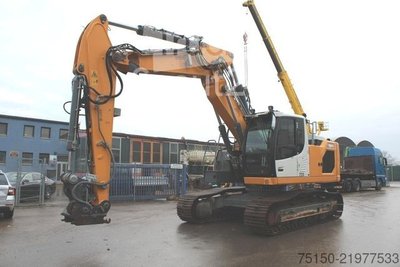 Kettenbagger LIEBHERR R924 LC VERSTELLAUSLEGER Nr.: 130 gebraucht
