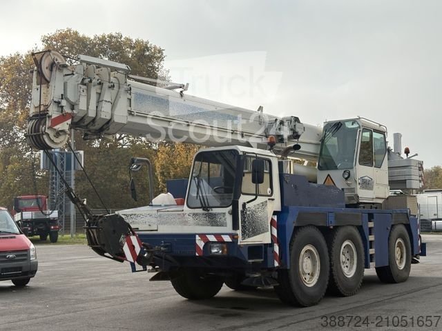 LIEBHERR LTM 1050 / 1 * Rozszerzenie 40m * Fly Jib 10 m * używane