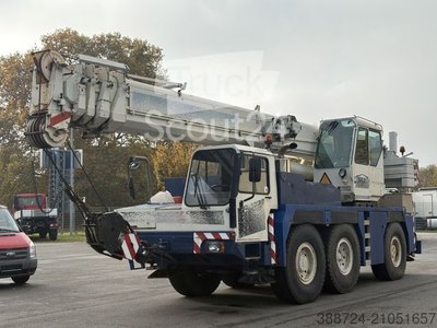 Hochbaukran LIEBHERR LTM 1050/1*Ausfahrlänge 40m*Fly Jib 10 m* gebraucht