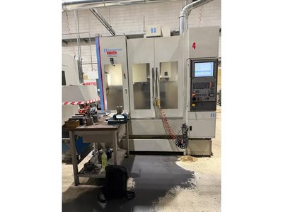 BRIDGEPORT XR 760 CNC Bearbeitungszentrum