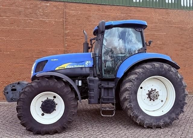 Новий Holland T7060 AutoCommand