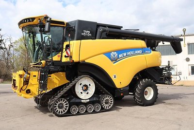 New Holland CR 8.80 RAUPE.GPS