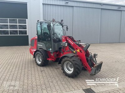 Weidemann 1880 Hoflader