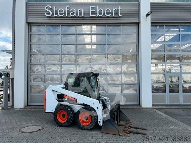 Bobcat S450 / pouze 131h! / Fork / Blade
