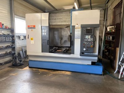MAZAK - VTC- 200B - Centra obróbkowe CNC