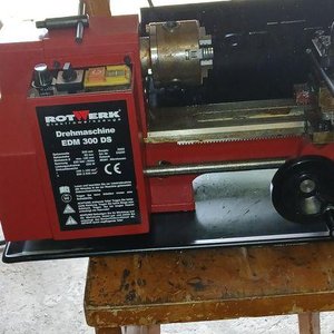 Rotační soustruh EDM 300 DS