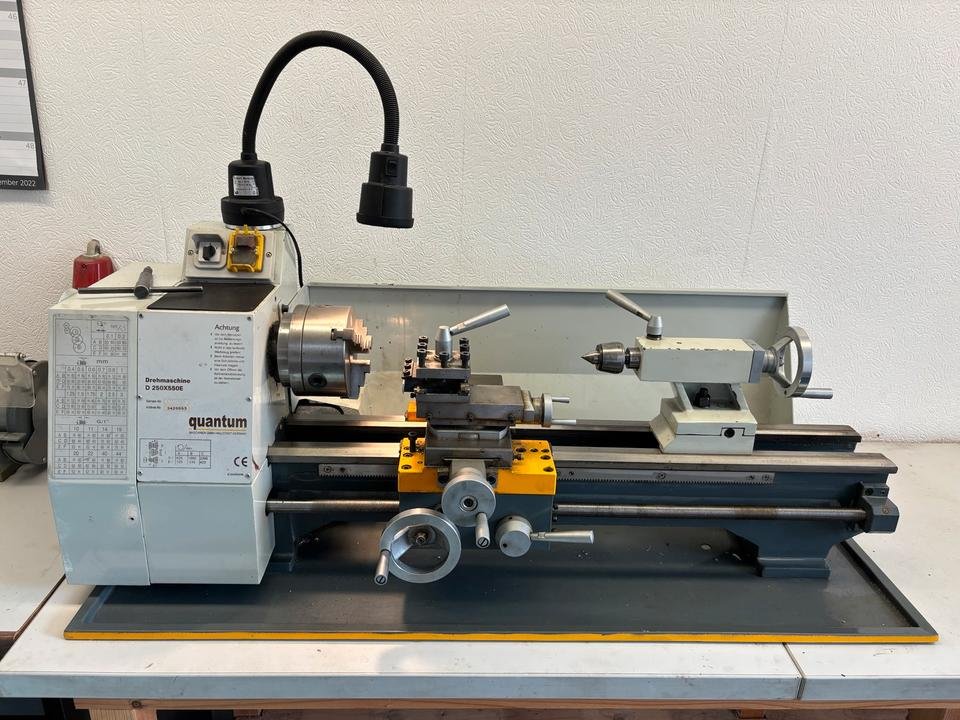 Quantum Drehmaschine D250x550E 400V - Werkstattmaschine