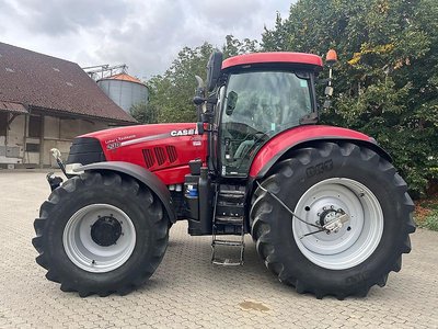 Případ IH Puma 230