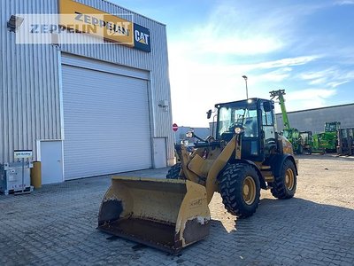 Caterpillar 908M