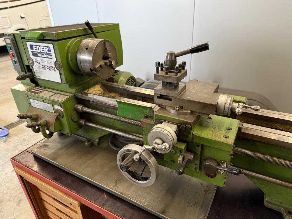 Lathe EDER Model NO. TY-1125