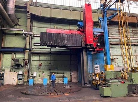 Schiess 80 DF 700 / 900-550 / 280 vertikální věž soustruh s cnc